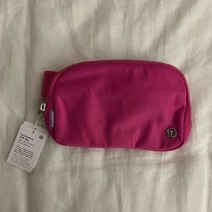 NWT lululemon belt bag in sonic pink